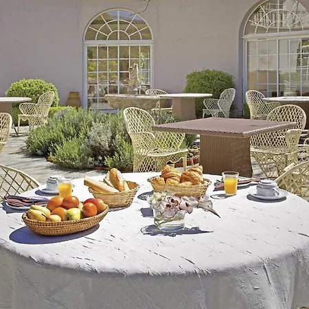 Дом отдыха Chateau De Floure - Et Piscine Exterieure Chauffee *