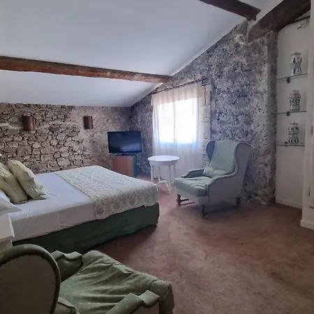 Chateau De Floure - Et Piscine Exterieure Chauffee Dom wakacyjny