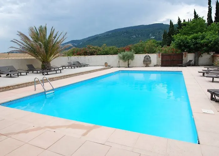 Chateau De Feriehus Floure